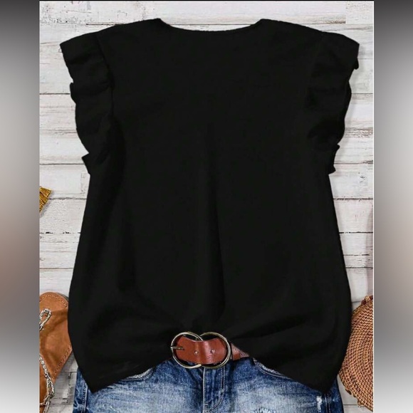 Halloween Ruffle Sleeve Shirt 🎃 👻 - Picture 2 of 8